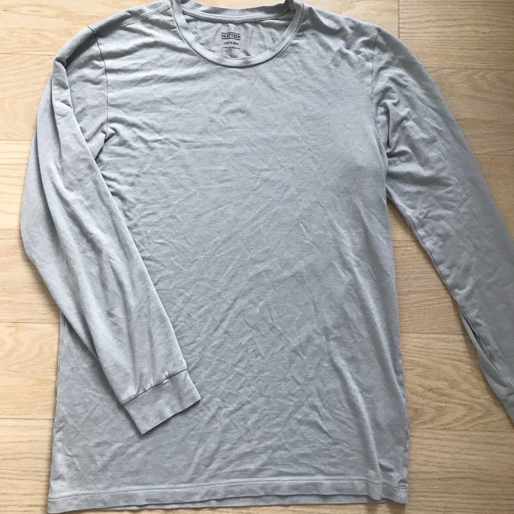😍 2/$10 Uniqlo Mens HeatTech crew neck shirt